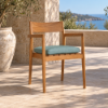Fotografia e Karrige, mary, teak natyral, jastek blu marine, 57.5x56.8x82cm.